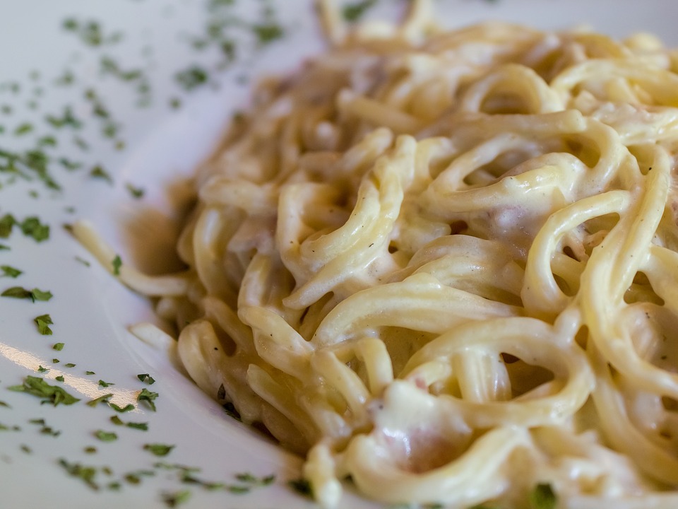 Salsa Carbonara con nata para cocinar Reny Picot