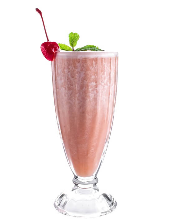 recetas de verano para niños - smoothie de fresa - batido leche reny pico leche sin lactosa